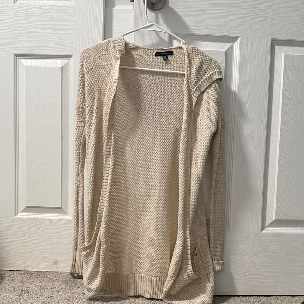 American Eagle Outfitters Cream Knit Cardigan